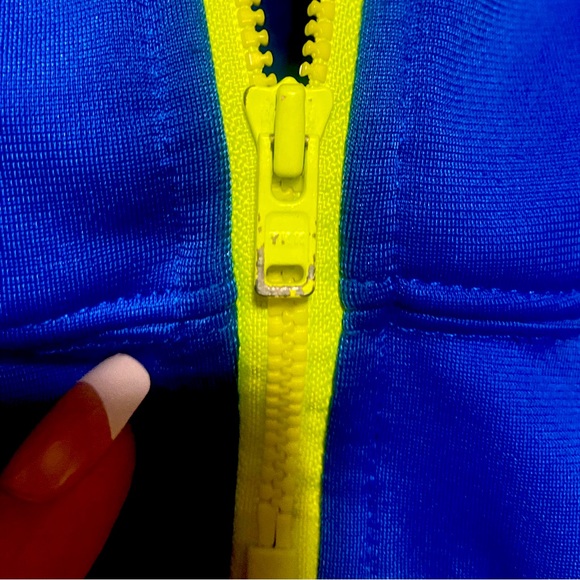 🎉HP*Final Price*Adidas track jacket kids size 2t blue and neon yellow - Picture 8 of 8
